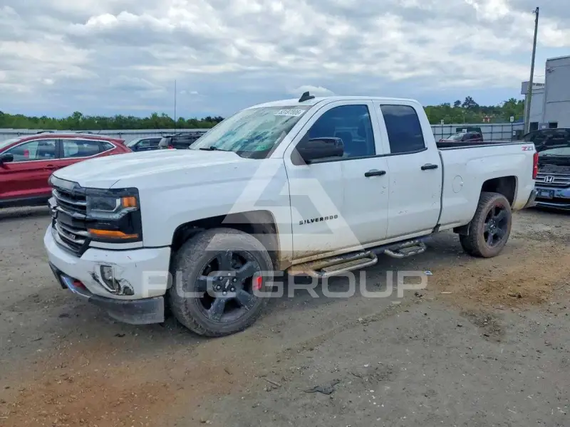 2018 Chevrolet Silverado фото