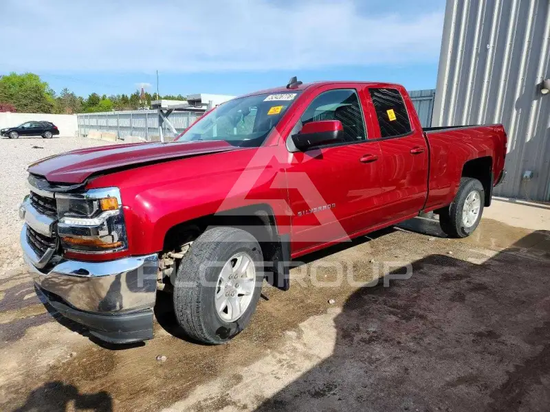 2018 Chevrolet Silverado photo