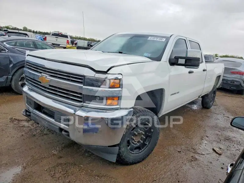 2018 Chevrolet Silverado фото