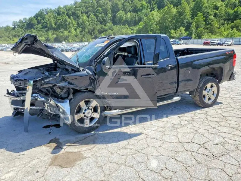 2018 Chevrolet Silverado фото