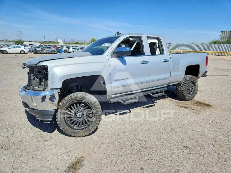 2018 Chevrolet Silverado фото