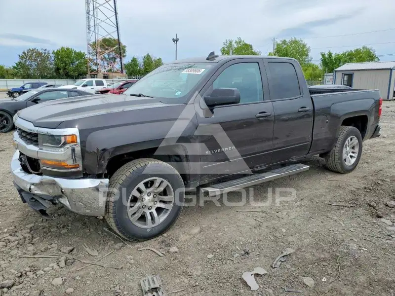 2018 Chevrolet Silverado photo