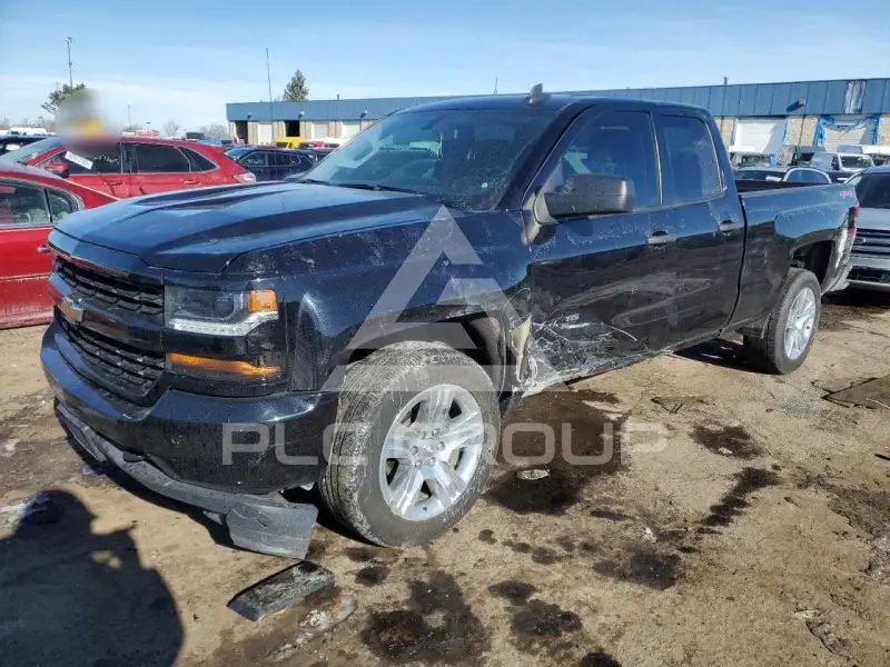 2018 Chevrolet Silverado photo