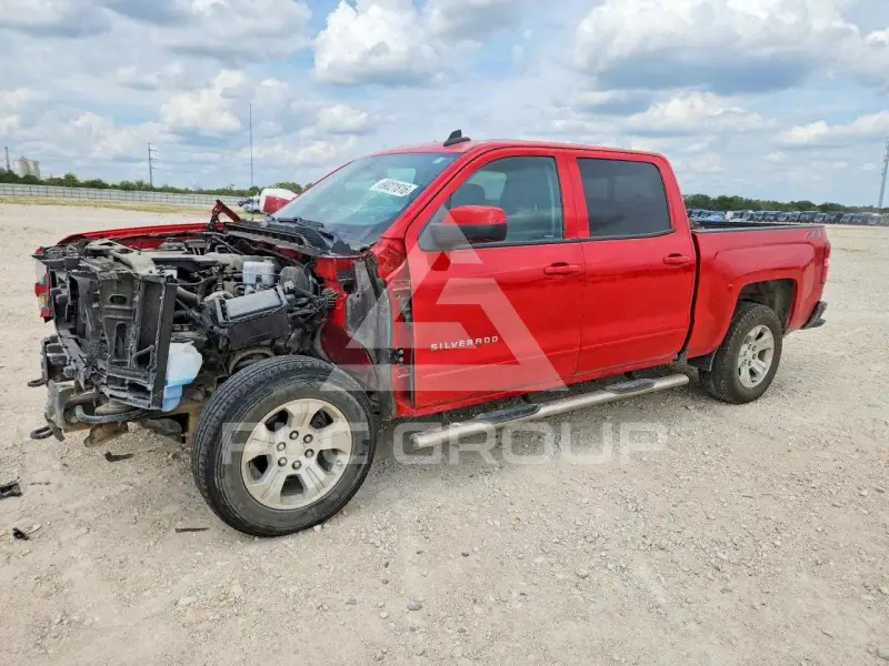 2018 Chevrolet Silverado photo