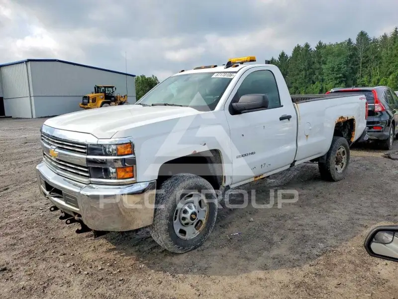 2018 Chevrolet Silverado фото