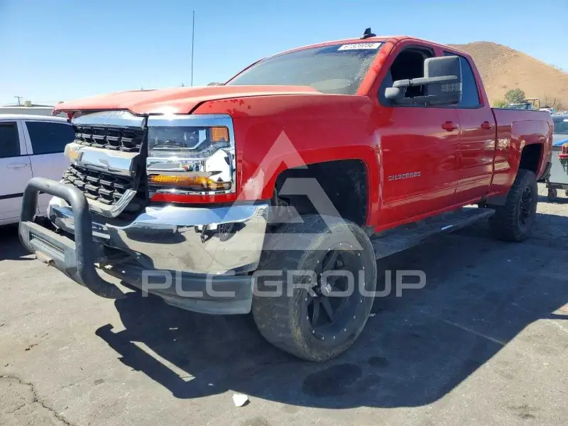 2018 Chevrolet Silverado photo