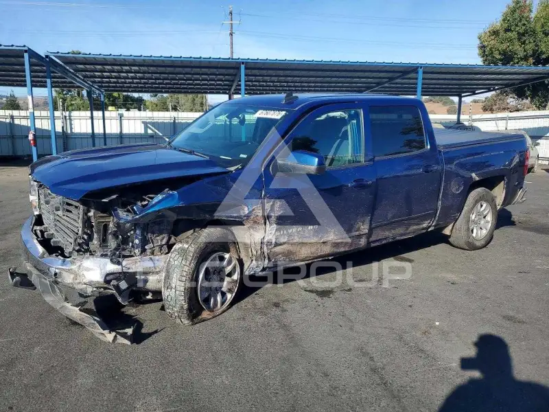 2018 Chevrolet Silverado photo