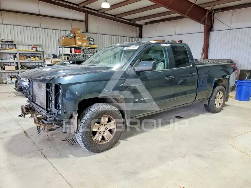 2018 Chevrolet Silverado photo