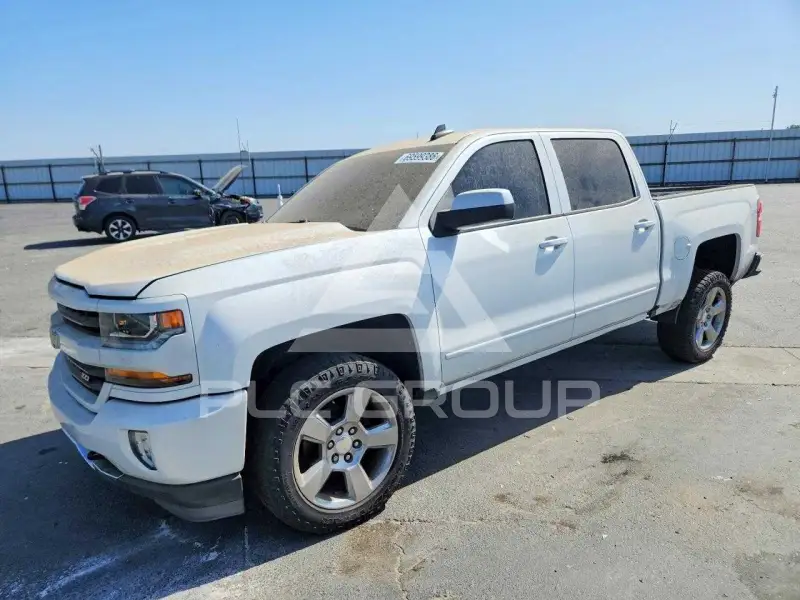 2018 Chevrolet Silverado photo
