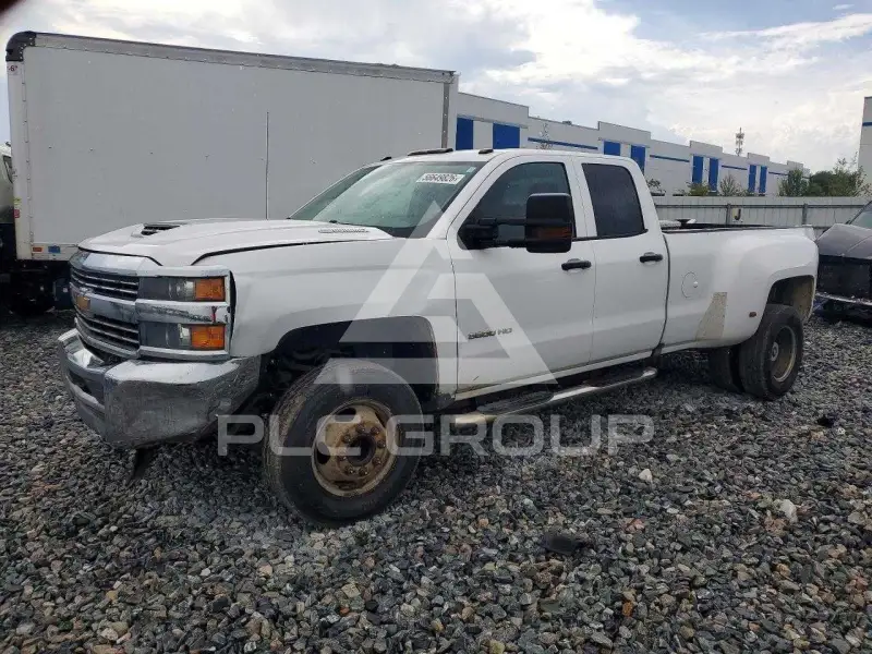 2018 Chevrolet Silverado фото