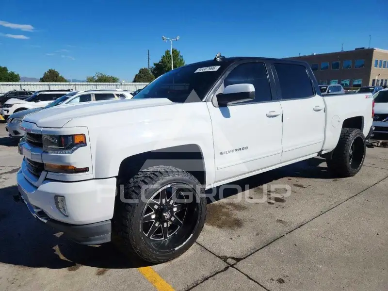 2018 Chevrolet Silverado фото