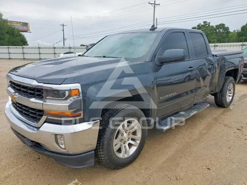 2018 Chevrolet Silverado фото