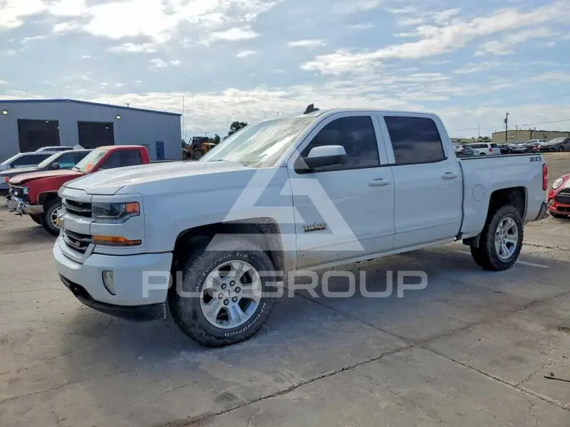 2018 Chevrolet Silverado фото