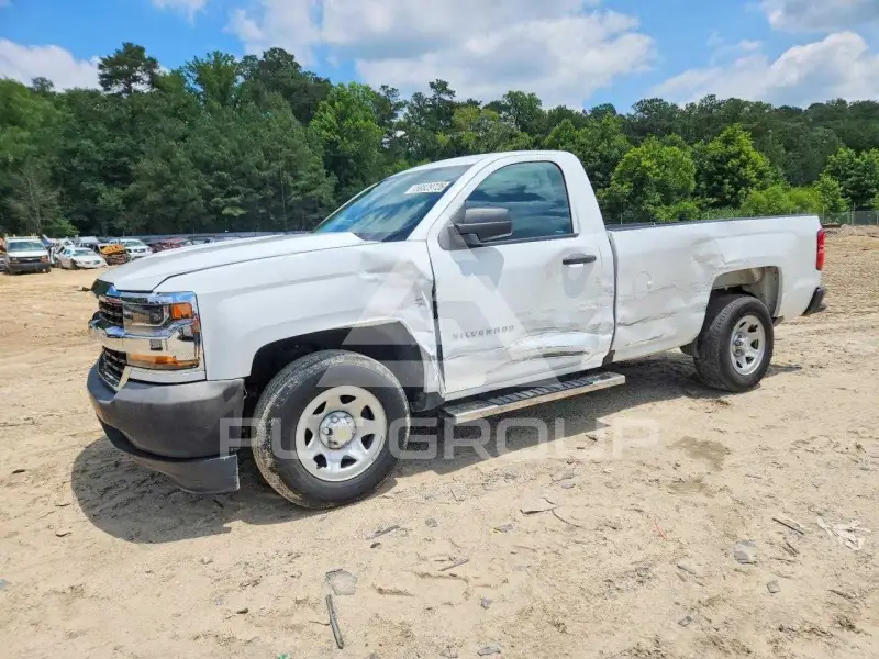 2018 Chevrolet Silverado photo