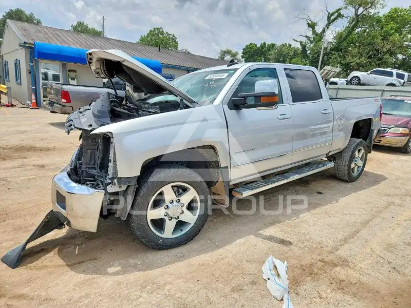 2018 Chevrolet Silverado фото