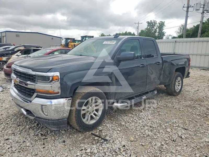 2018 Chevrolet Silverado photo