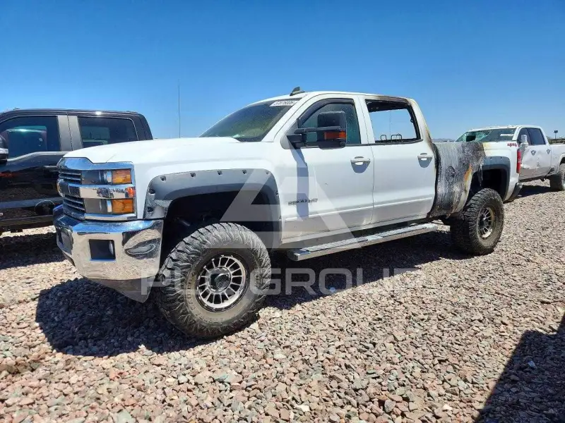 2018 Chevrolet Silverado фото