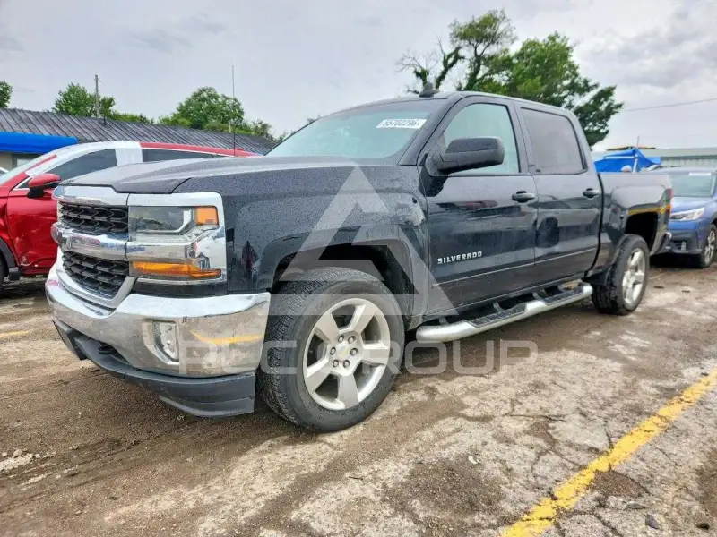 2018 Chevrolet Silverado photo