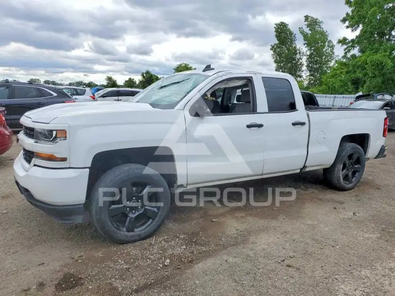 2018 Chevrolet Silverado фото