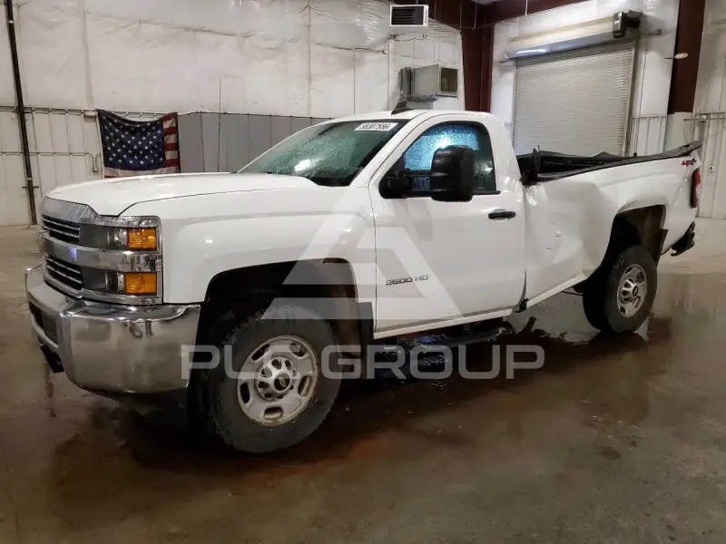 2018 Chevrolet Silverado фото