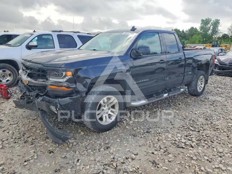 2018 Chevrolet Silverado photo