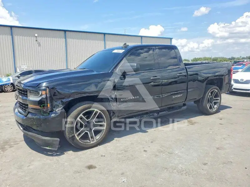 2018 Chevrolet Silverado фото