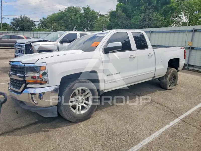 2018 Chevrolet Silverado фото