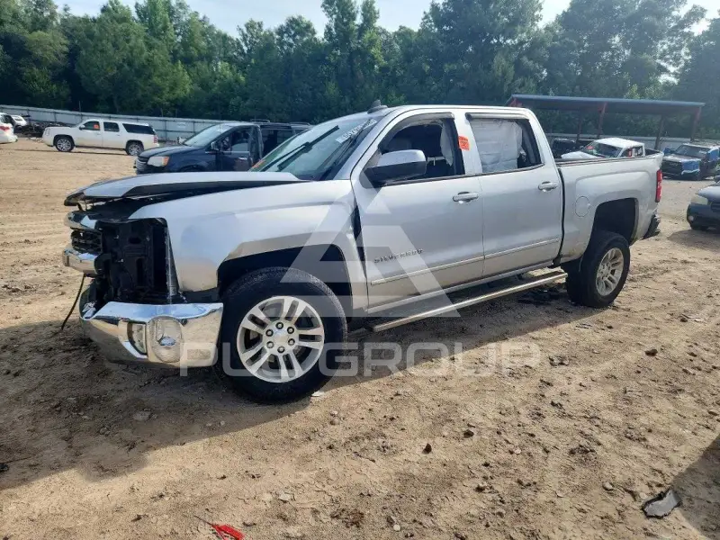 2018 Chevrolet Silverado photo