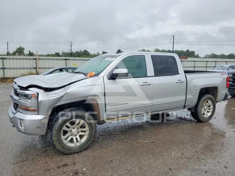 2018 Chevrolet Silverado фото