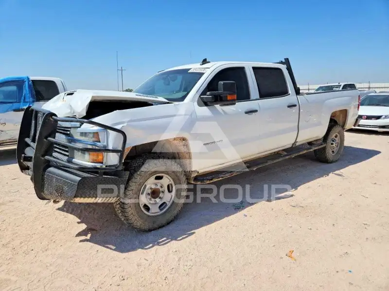 2018 Chevrolet Silverado photo