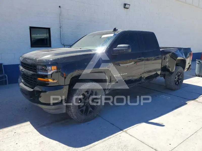 2018 Chevrolet Silverado photo