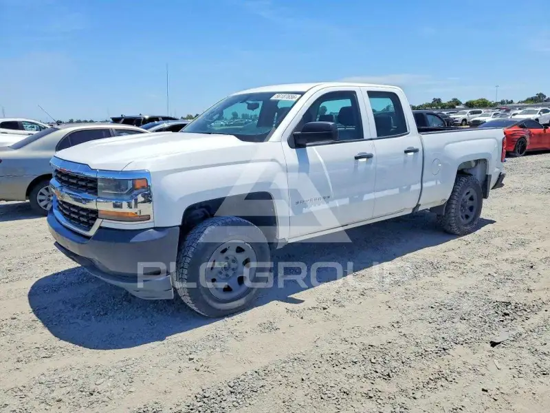 2018 Chevrolet Silverado photo