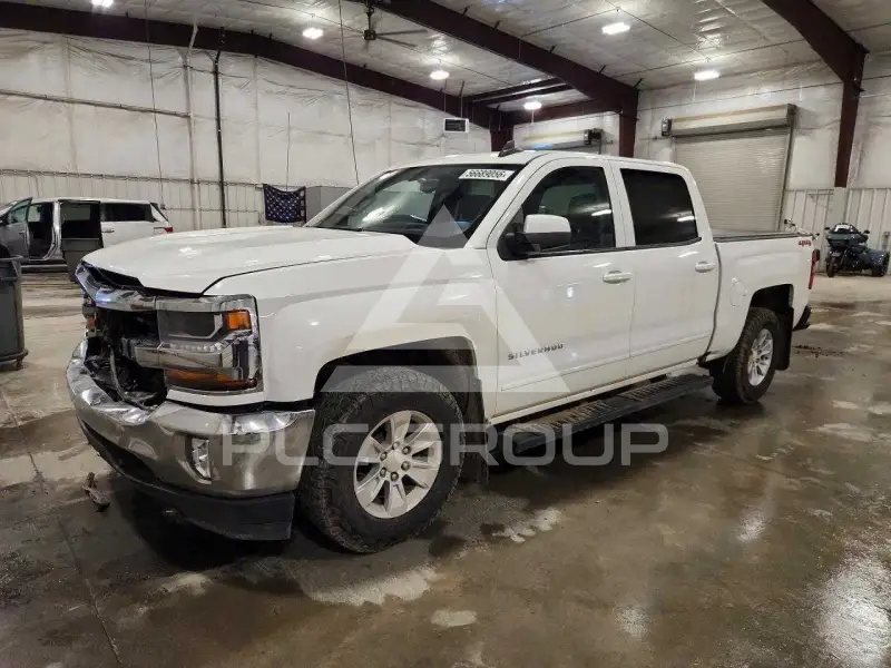 2018 Chevrolet Silverado photo