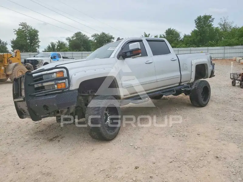 2018 Chevrolet Silverado фото
