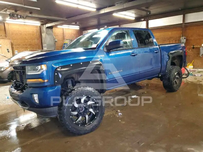2018 Chevrolet Silverado photo