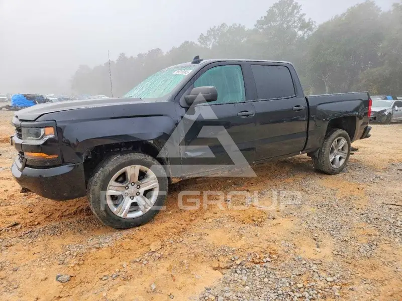 2018 Chevrolet Silverado фото