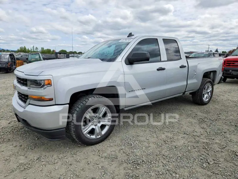 2018 Chevrolet Silverado фото