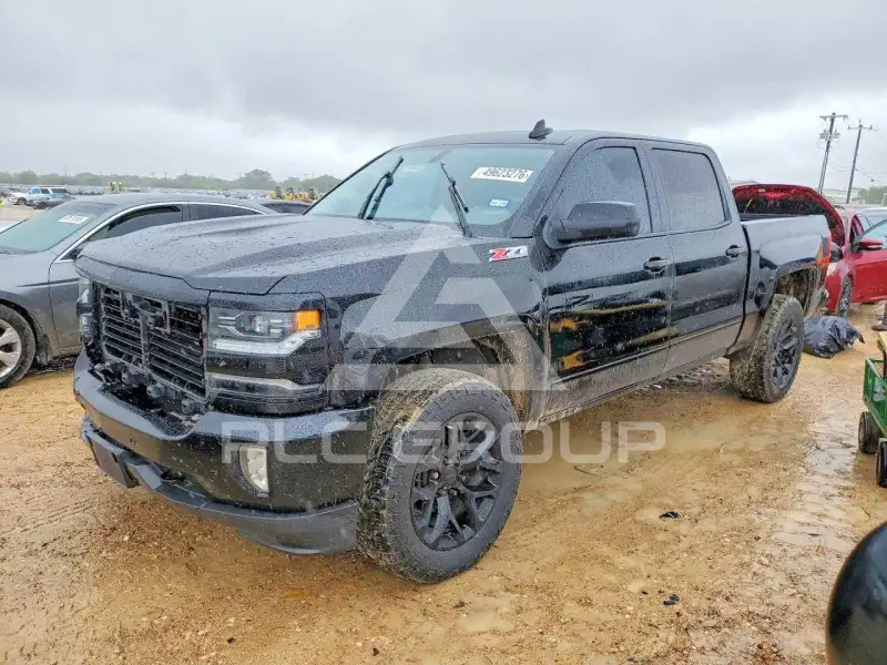 2018 Chevrolet Silverado photo