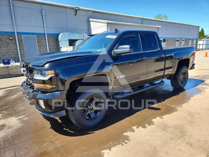 2018 Chevrolet Silverado photo