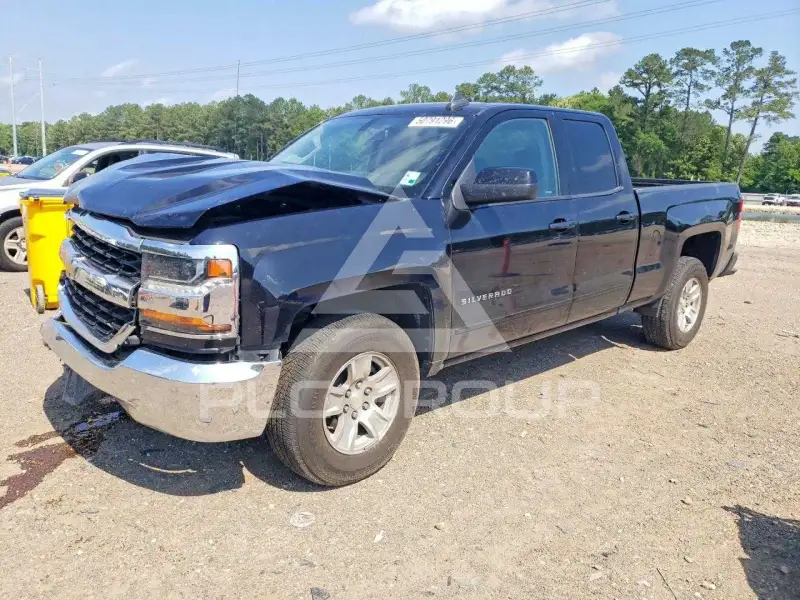 2018 Chevrolet Silverado фото