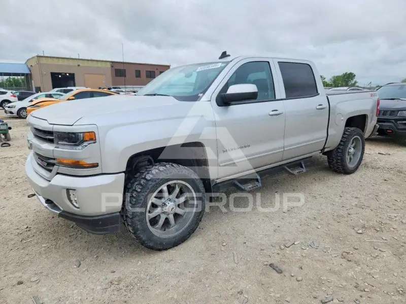 2018 Chevrolet Silverado photo