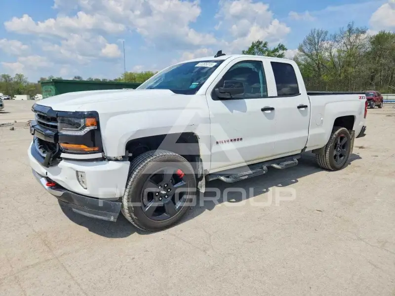 2018 Chevrolet Silverado фото