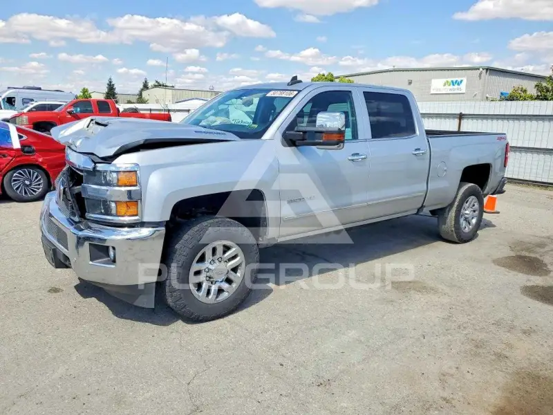 2018 Chevrolet Silverado photo