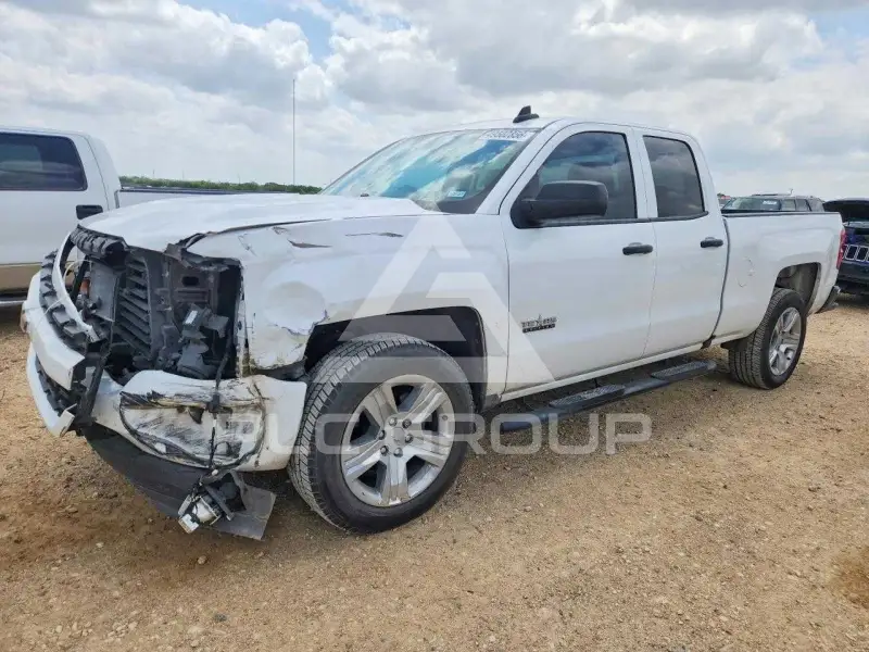 2018 Chevrolet Silverado фото