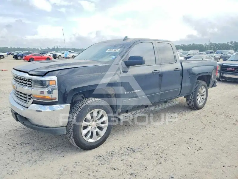 2018 Chevrolet Silverado photo