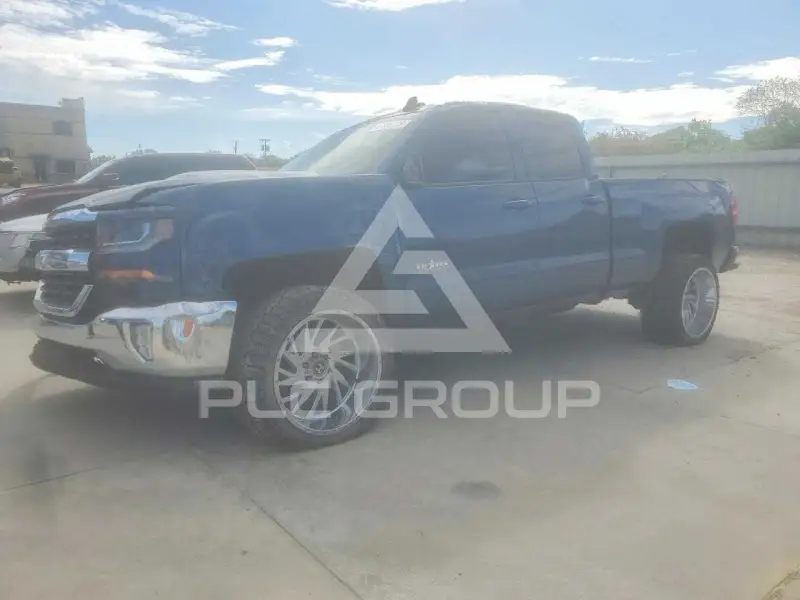 2018 Chevrolet Silverado photo