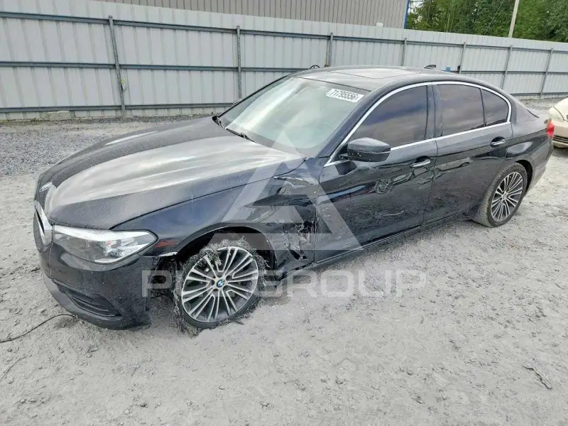 2018 BMW 530 photo