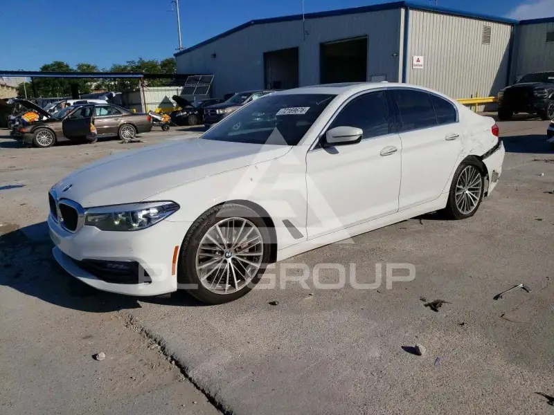 2018 BMW 530 photo