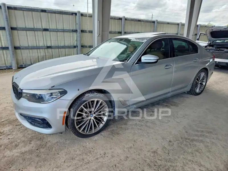 2018 BMW 530 photo