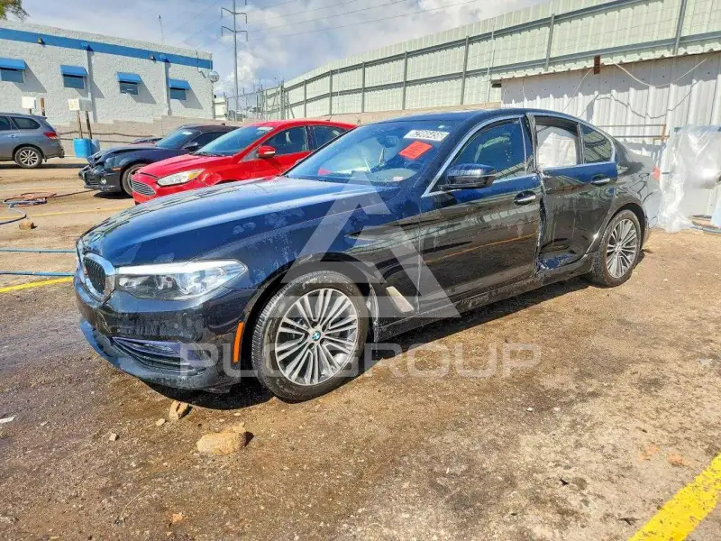 2018 BMW 530 photo